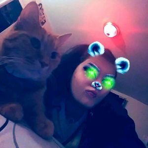 Meet your Posher, Danielle